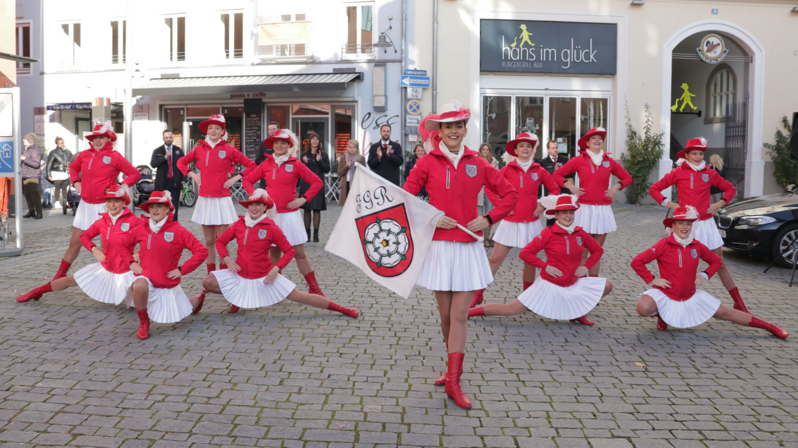 Gardemädchen der Faschingsgilde Rosenheim